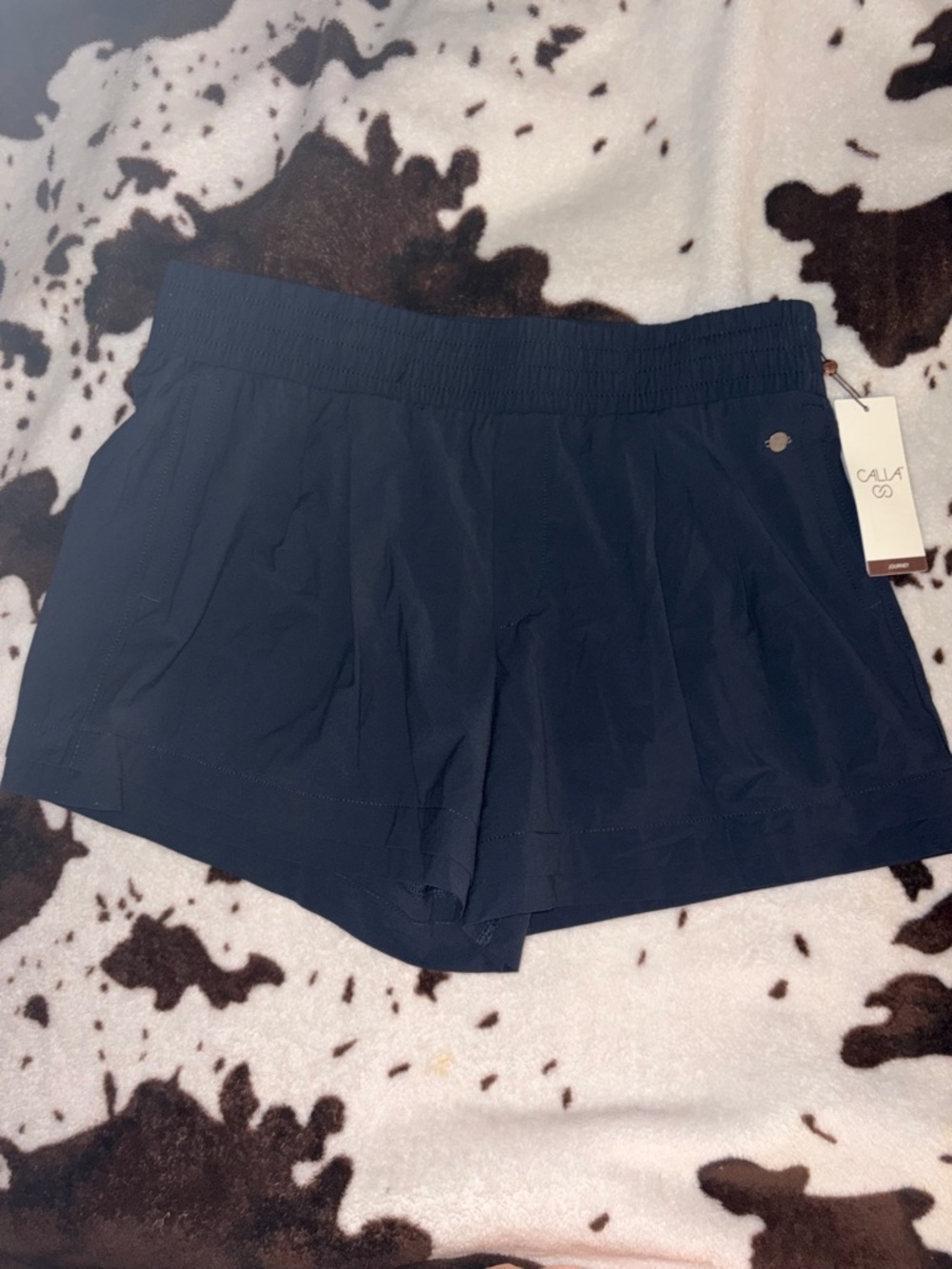 BRAND NEW WITH TAGS Calia by Carrie Underwood black Athletic Shorts - Picture 2 of 3